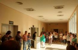 Piden cambios en el Hospital tras conflicto con empleados