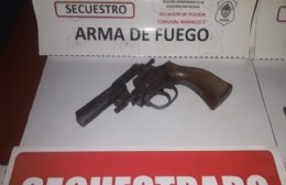 Detenido por amenazar a su vecino con un arma de fuego