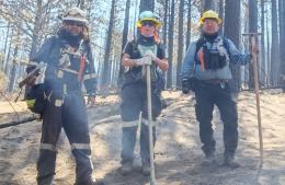 Voluntarios de Ramallo colaboran en zonas afectadas por el fuego en el sur