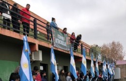 Se entregó material deportivo a secundarias de Ramallo por los Torneos Intercolegiales Ternium