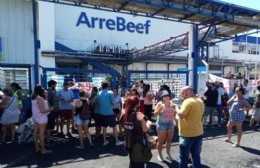 Reunión entre las partes por el conflicto en ArreBeef