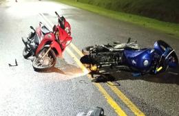 Gravísimo choque entre motocicletas en Pérez Millán