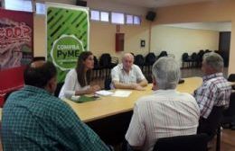 Firman convenio para beneficiar a las PyMEs locales