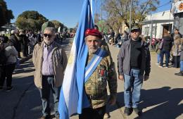 Una multitud disfrutó del Día de la Bandera