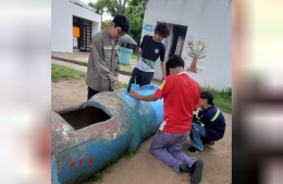 Estudiantes de la Técnica N° 1 transformaron los juegos del Jardín 902