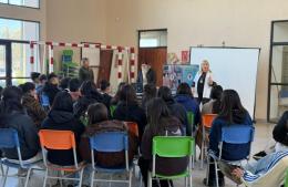 Promueven la prevenci&oacute;n y los h&aacute;bitos saludables en estudiantes secundarios