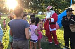 Comenzó la colecta de caramelos para el Papá Noel Bombero