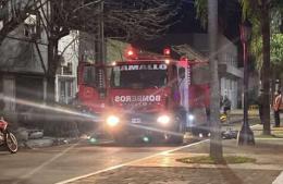 Bomberos controlaron incendio en una vivienda y evitaron daños mayores
