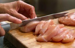 Bromatología advierte sobre los cuidados en la manipulación de alimentos